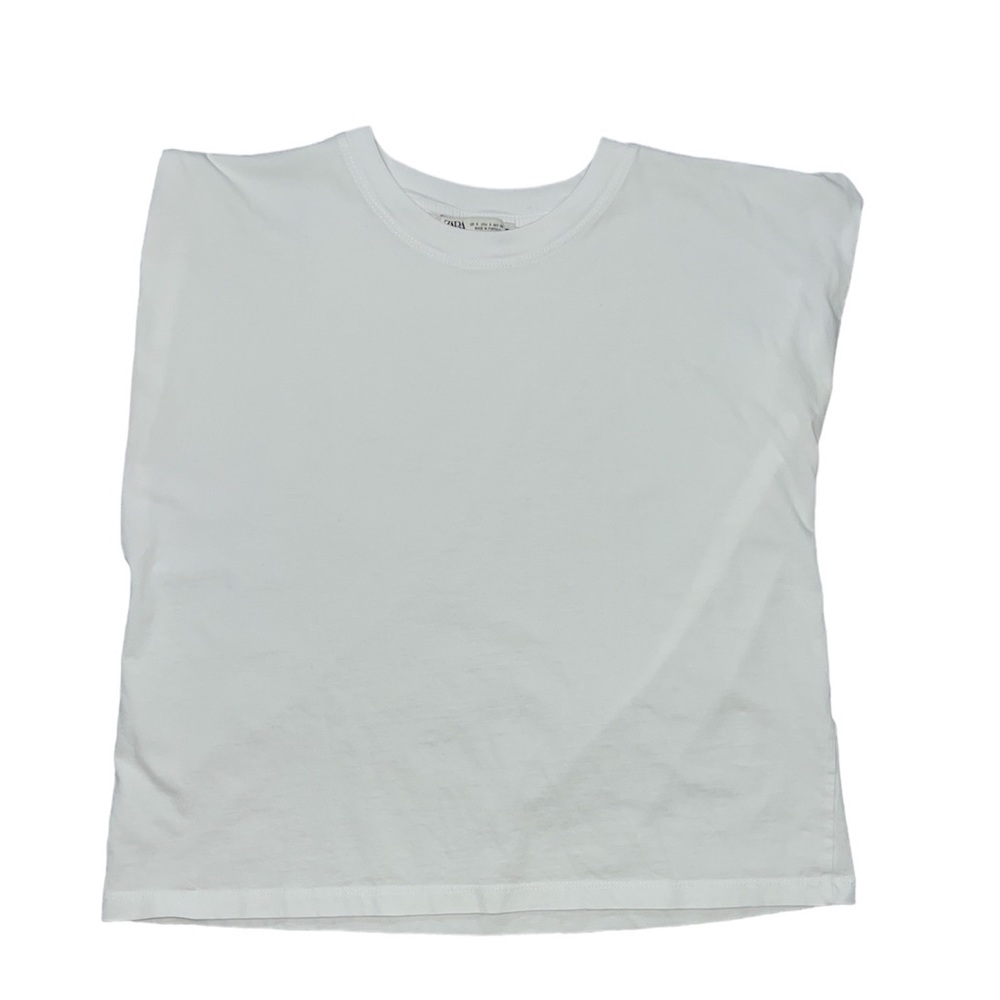 White sleeveless zara top